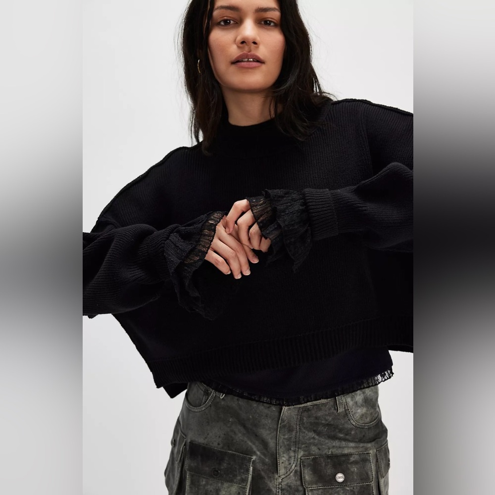 NWT Free People Women's Easy Street Crop Sweater in Black